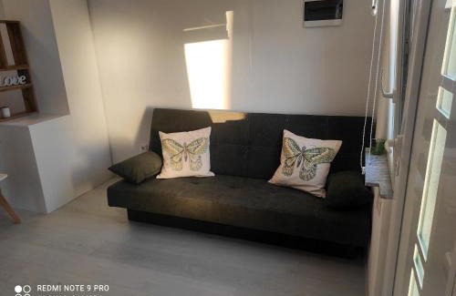 Ripenda Verbanci Apartment | Cozy studio in Ripenda Verbanci 24 m² with private garden