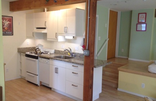 Mill Valley Apartment | Cozy Studio In The Hills Of Mill Valley.