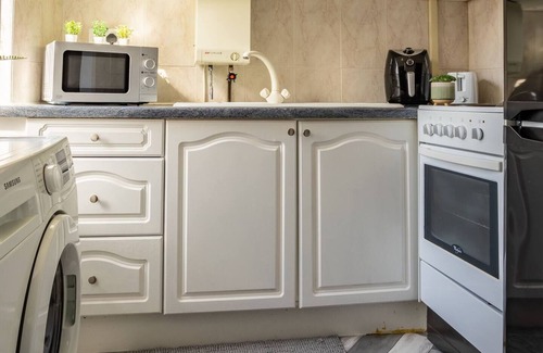 Royal Docks Apartment | Cozy Studio in the heart of London