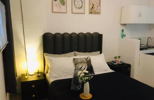 Meycauayan Apartment | Cozy Studio Unit with Free Parking and Wifi