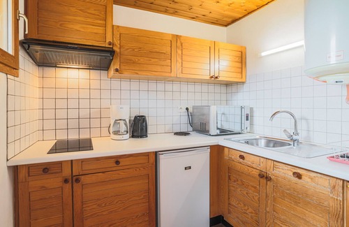 Saint-Chaffrey Apartment | Cozy Studio with Wi-Fi, BBQ, Summer Pool, Near Ski Pistes & Free Village Shuttle
