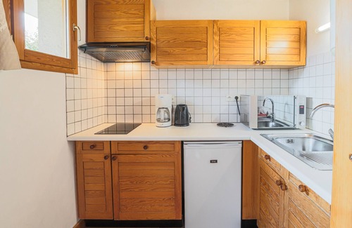 Saint-Chaffrey Apartment | Cozy Studio with Wi-Fi, BBQ, Summer Pool, Near Ski Pistes & Free Village Shuttle