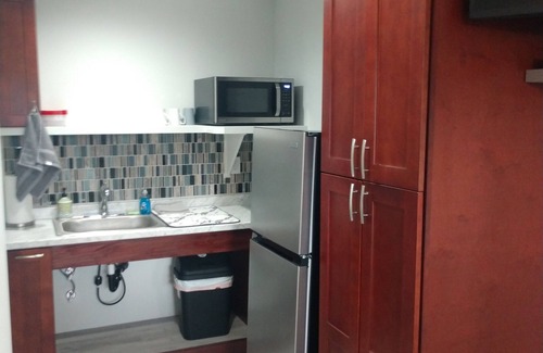Kahaluu Bay Apartment | Cozy studio with WiFi and AC in enchanting Kailua-Kona