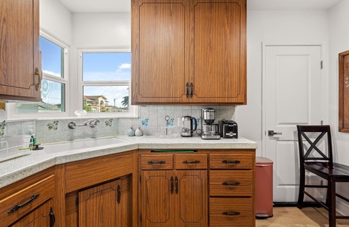 El Monte Apartment | Cozy Stylish Home Spacious Fully Equipped Stay