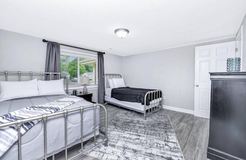 Mason House | Cozy*Stylish*updated Ranch home Near kings island