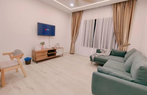 Central District Apartment | Cozy Suasana Suites Max 7pax S2