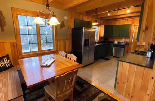 Carrabassett Valley Ski Chalet | Cozy Sugarloaf Getaway