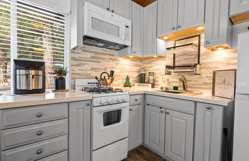 Sugarloaf Cabin | Cozy SugarPine Cabin with Game Room!