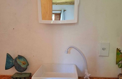 Buzios Cabin | Cozy suites in Búzios, with a great location and integrated with nature.