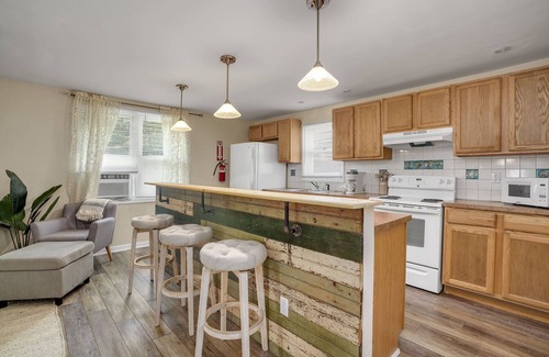 Villas House | Cozy Summer Getaway - up to 8 guests