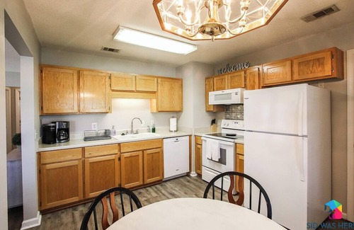 Richmond Hill House | Cozy Sweet Tea Home, Pets+Short Drive to Savannah