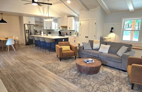 Pottsboro House | Cozy Texoma Hideaway: 4-Bed, 800ft from Lake Texoma, Tanglewood Resort Access