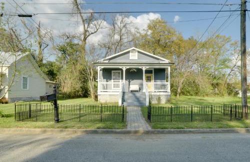 Thomasville House | Cozy Thomasville Cottage - Walk to Downtown!