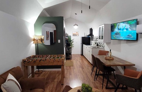 Westside Cabin | Cozy Tiny Home Entire Private Guest House Independent Cabin with Jacuzzi