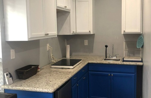 Northwest Los Angeles Heights Apartment | Cozy Tiny house - 8 mins from Downtown of San Antonio