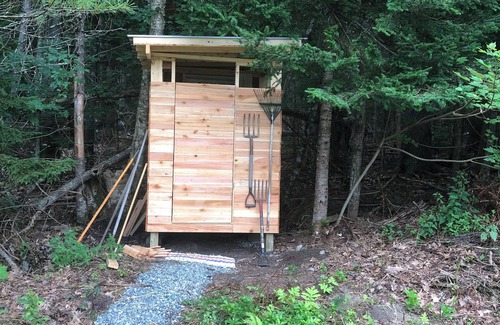 Surry Cottage | Cozy, Tiny House Edge of Forest Acadia/Blue Hill