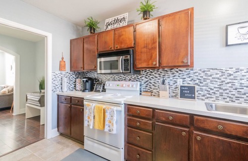 Mint Hill House | Cozy Townhome - 10 Minutes From Downtown Charlotte