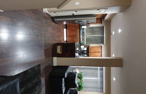 Neighbors Southwest House | Cozy Townhome near La Provence