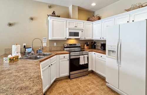Donnelly Cabin | Cozy townhome near Tamarack
