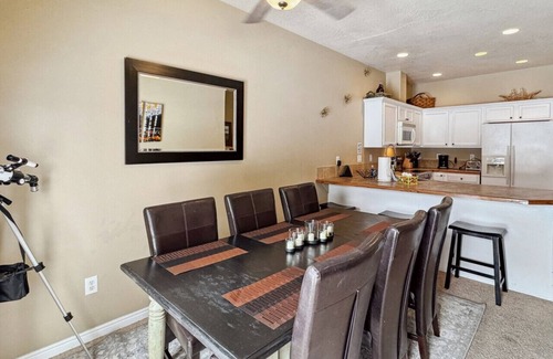 Donnelly Cabin | Cozy townhome near Tamarack