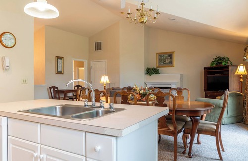 Bethel House | Cozy townhome with 1 bedroom and WiFi in tranquil Bethel, close to Sunday River