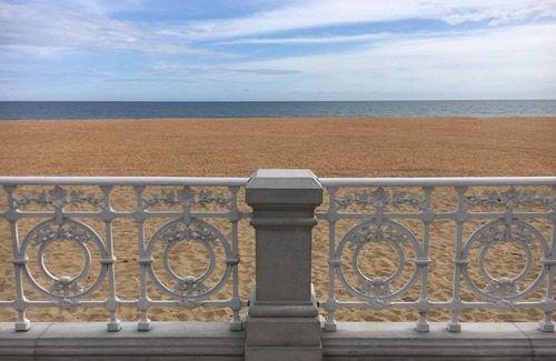 Islantilla House | Cozy Townhouse in Islantilla: Enjoy the Beach, Golf and Adventures