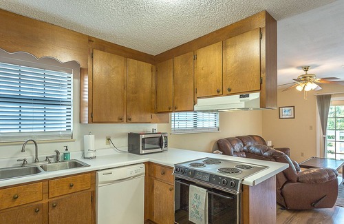 Alligator Point Cottage | Cozy Treehouse Hideaway just Steps to the Beach!