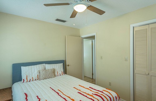 Alligator Point Cottage | Cozy Treehouse Hideaway just Steps to the Beach!