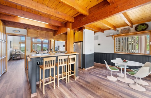 Truckee Ski Chalet | Cozy Truckee Ski Chalet with Awesome Views for 2023-24 Ski Lease