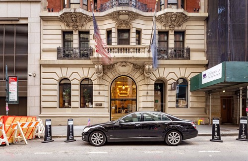 Central New York City Apartment | Cozy Two-Bedroom at The Historic Mansfield Residence