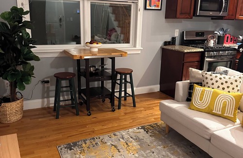 Union City Condo | Cozy Union City Condo with quick access to New York City!