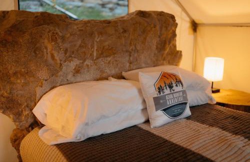 Branson Other | Cozy Unique Glamping on 53 acres - Bedrock Site