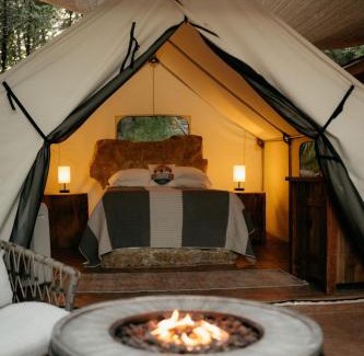 Branson Other | Cozy Unique Glamping on 53 acres - Bedrock Site
