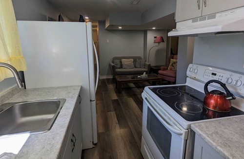 Algoma District House | Cozy Unit 2BD+2BTH 5 mins to Lake - [Hem]