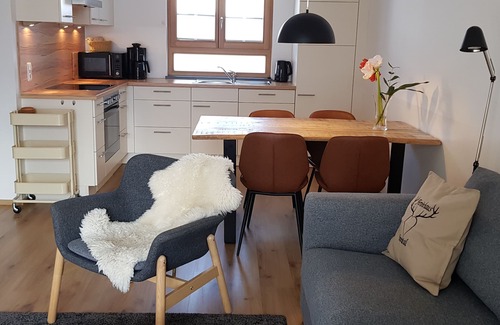 Kiefersfelden Apartment | Cozy vacation apartment in modern alpine style.