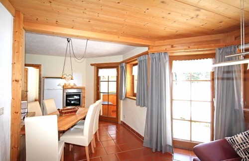 Konigsleiten Apartment | Cozy vacation apartment for 5 people, close to the elevator with a quiet south-facing terrace