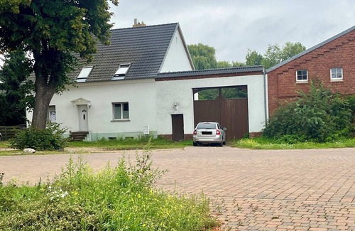 Trebbin Apartment | Cozy vacation apartment, close to Berlin, pet friendly!