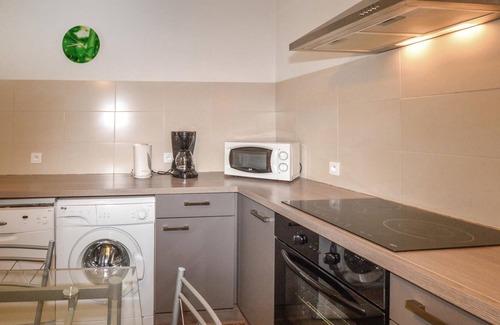 Ocana Apartment | Cozy vacation apartment with mountain views on the beautiful island, Corsica.