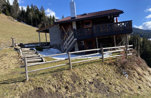 Distelberg House | Cozy vacation cabin with a magnificent view