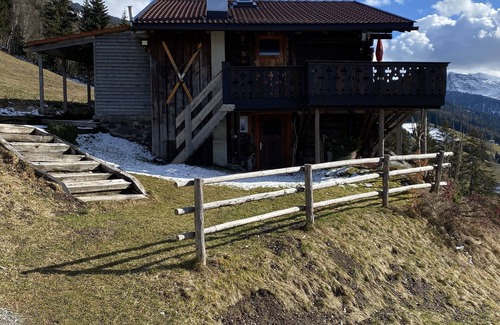 Distelberg House | Cozy vacation cabin with a magnificent view