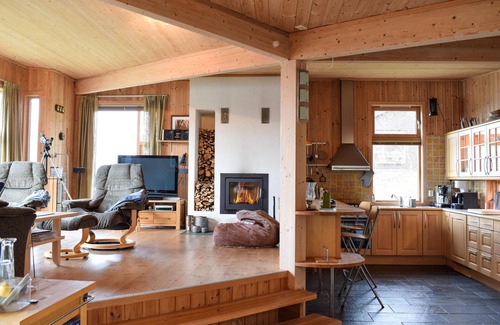Sveio House | Cozy vacation home in a great location near the fjord.