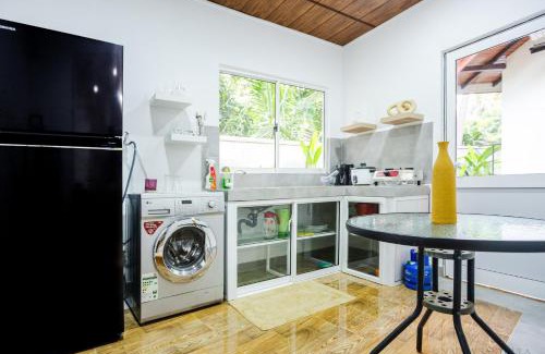 Anuradhapura Bed & Breakfast | Cozy Vacation Home