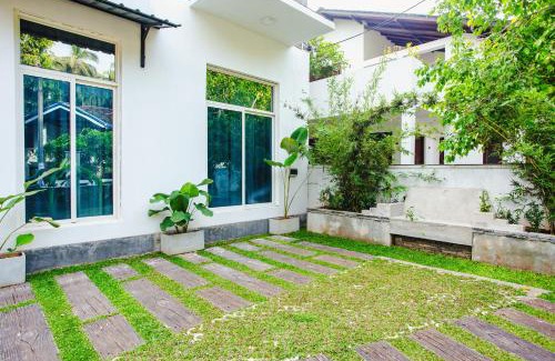 Anuradhapura Bed & Breakfast | Cozy Vacation Home