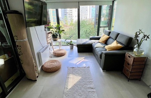 Coal Harbour Condo | Cozy Vancouver downtown west COAL HARBOUR .