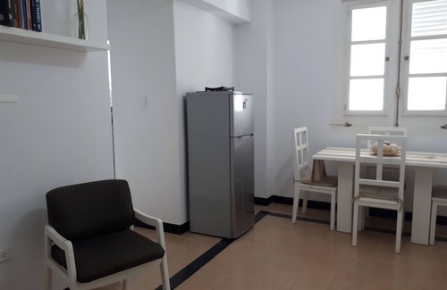El Vedado Apartment | Cozy Vedado Floyd Apartment