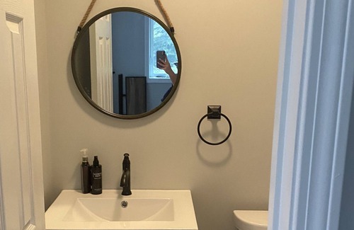 Johnson House | Cozy Vermont Retreat: Your Ideal Short-Term Rental Near Ski Resorts!