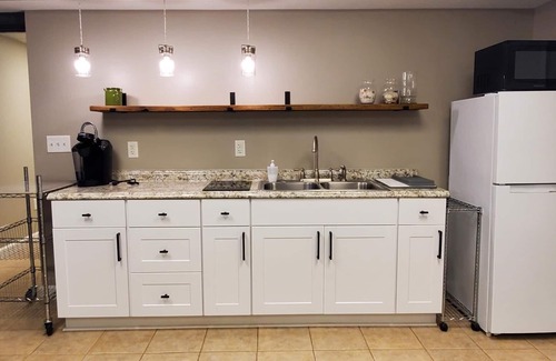 Loganville Apartment | Cozy, Very Large Studio Hideaway in a Peaceful Neighborhood