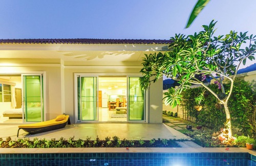 Phuket Villa | Cozy villa in delightful Chalong with AC, WiFi