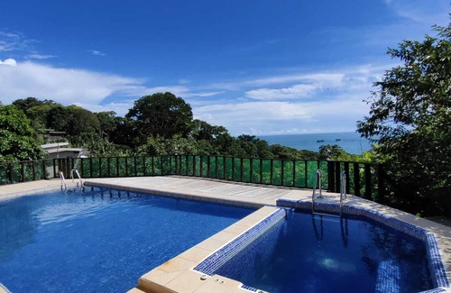 Ballena Cottage | Cozy villa with an ocean view & Pool #3