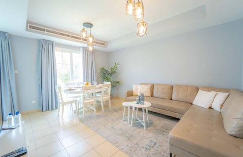Arabian Ranches Villa | Cozy Villa with Private Garden & BBQ